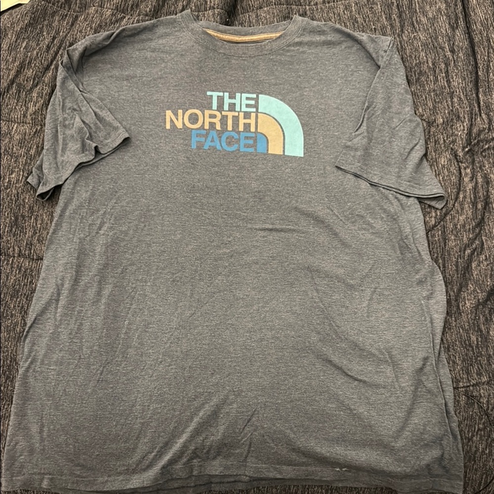 The North Face Gray Short Sleeve Tee